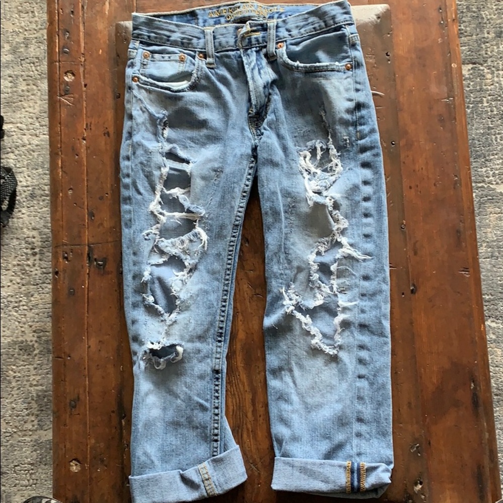 American eagle destroyed jeans